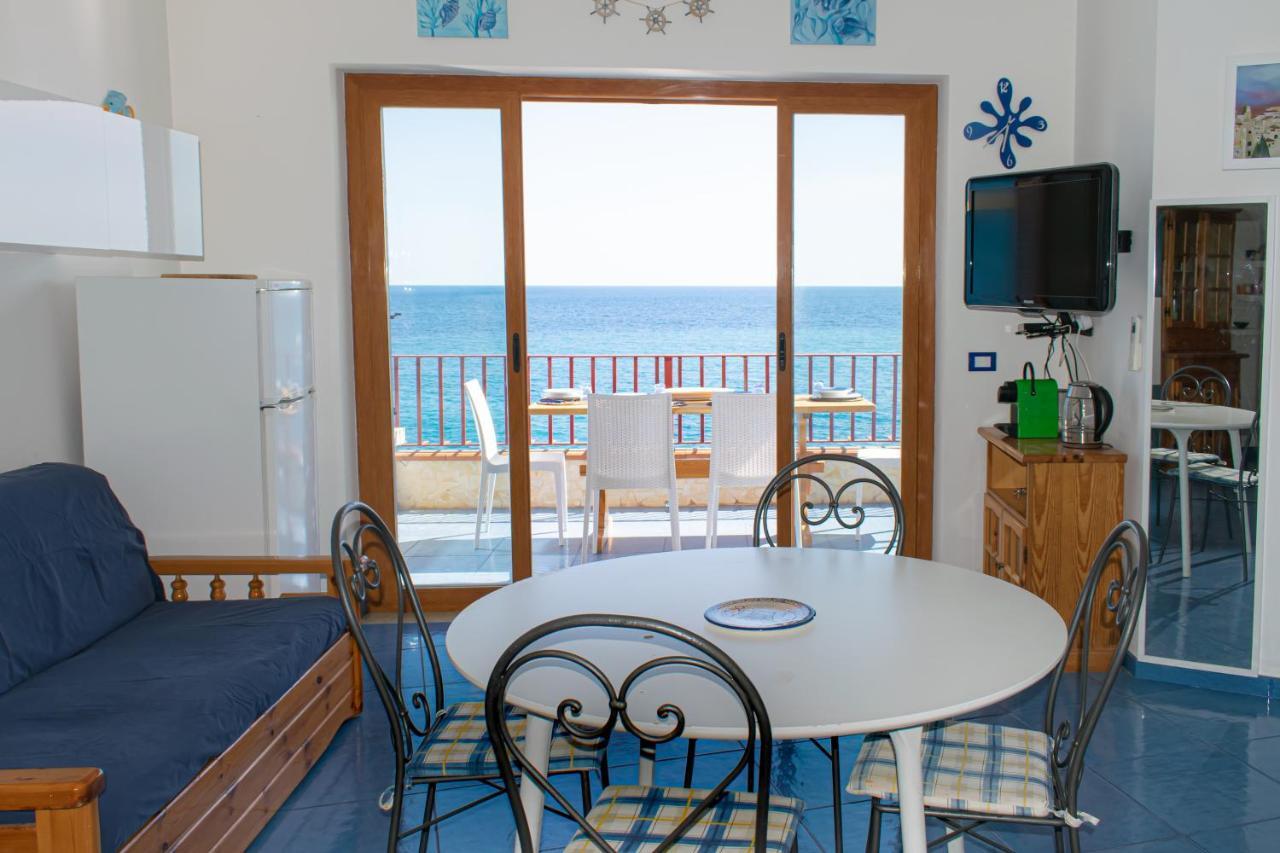 Beach House Acquamarina Letojanni Kültér fotó