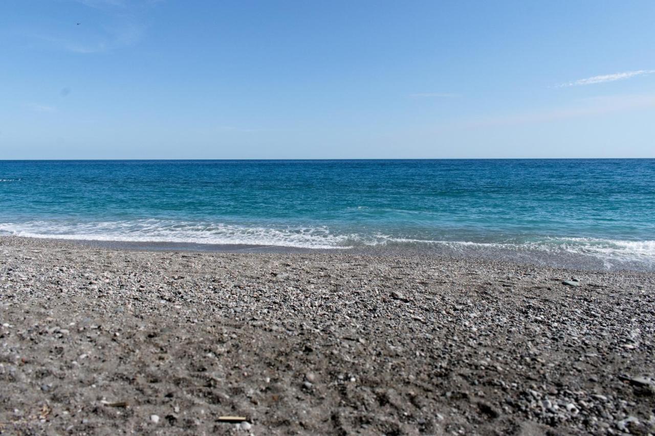 Beach House Acquamarina Letojanni Kültér fotó