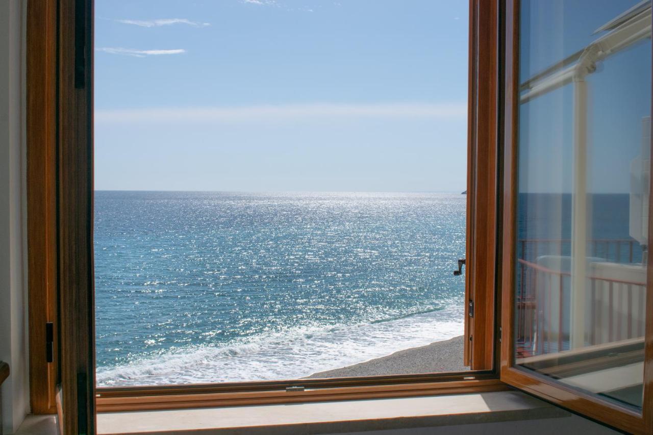 Beach House Acquamarina Letojanni Kültér fotó